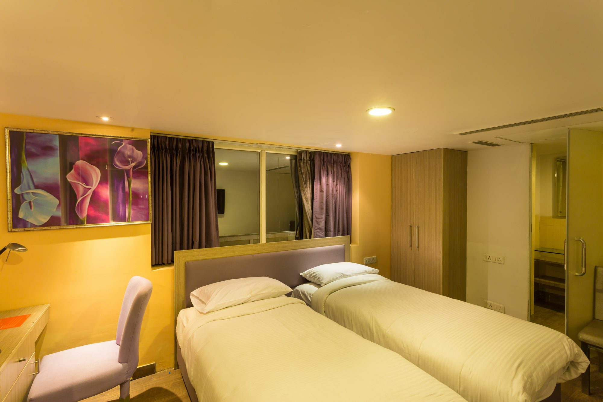 Vishakhapatnam, Dwarka Nagar Hotel Визакхапатнам Екстериор снимка