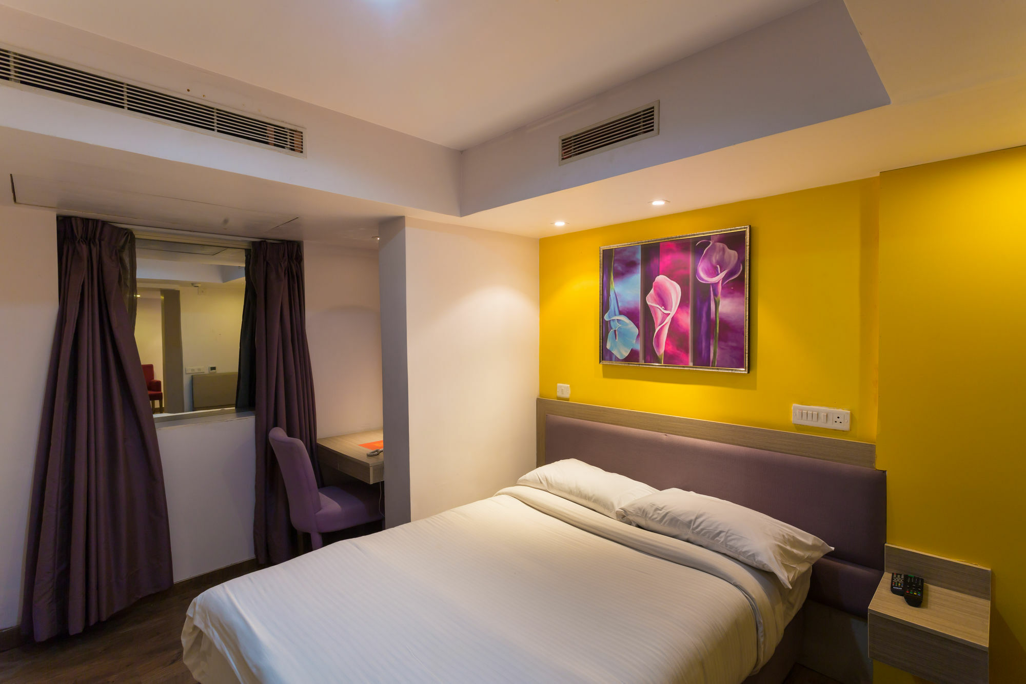 Vishakhapatnam, Dwarka Nagar Hotel Визакхапатнам Екстериор снимка